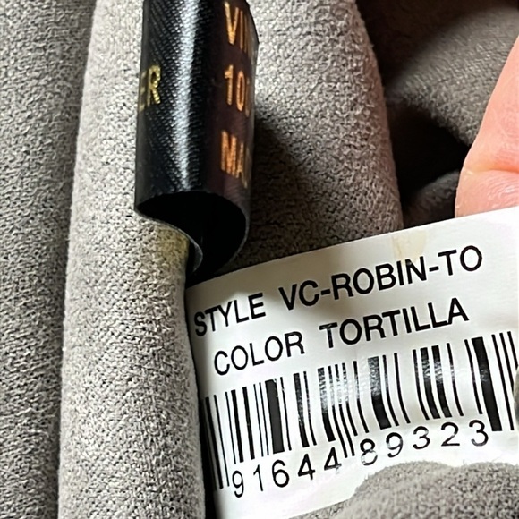 Vincent Camuto Tortilla Shoulder Crossbody Bag - Picture 10 of 15